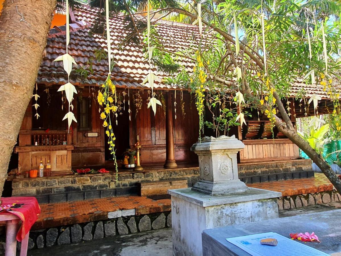 Apartamento Thriphala Ayurveda Yogashram Thiruvananthapuram Exterior foto