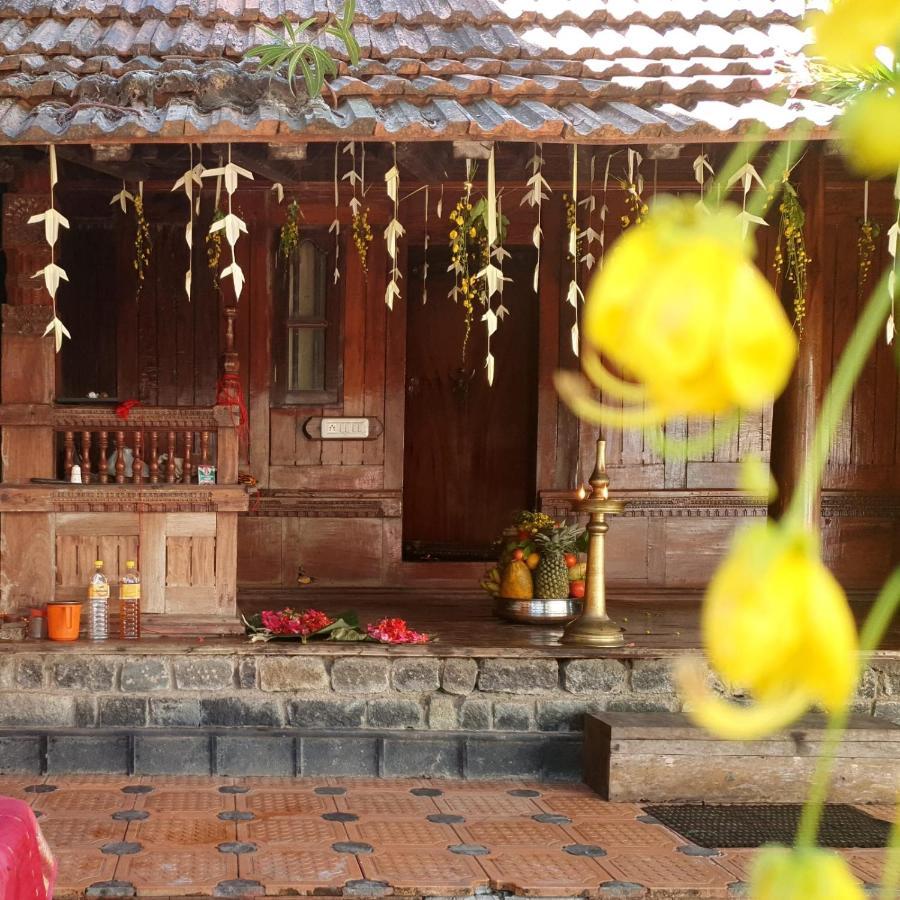 Apartamento Thriphala Ayurveda Yogashram Thiruvananthapuram Exterior foto