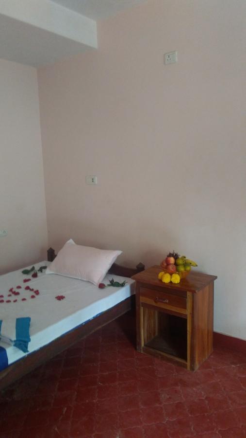 Apartamento Thriphala Ayurveda Yogashram Thiruvananthapuram Exterior foto